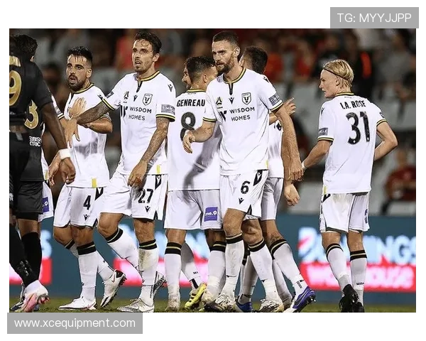 麦克阿瑟大胜惠灵顿凤凰精彩破门